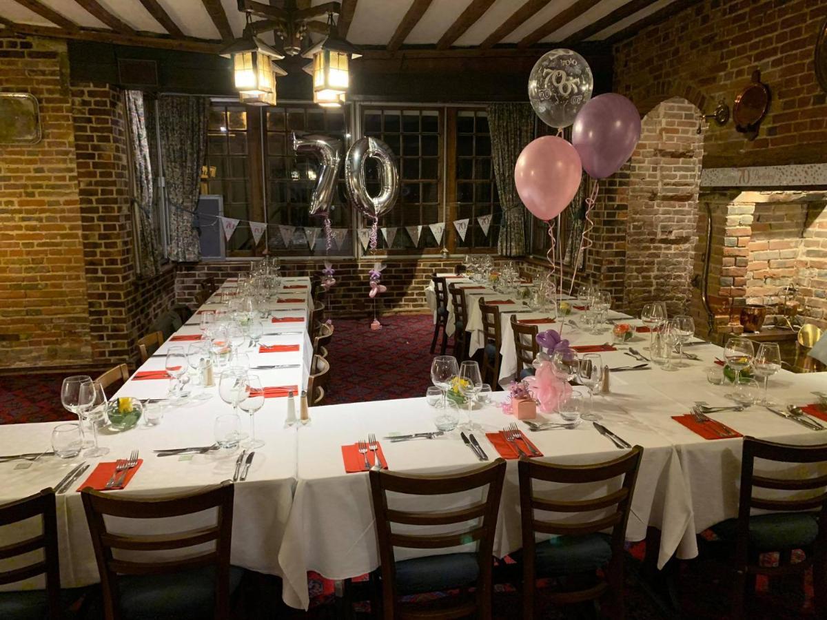 Ye Olde White Harte Hotel Burnham-on-Crouch Екстериор снимка